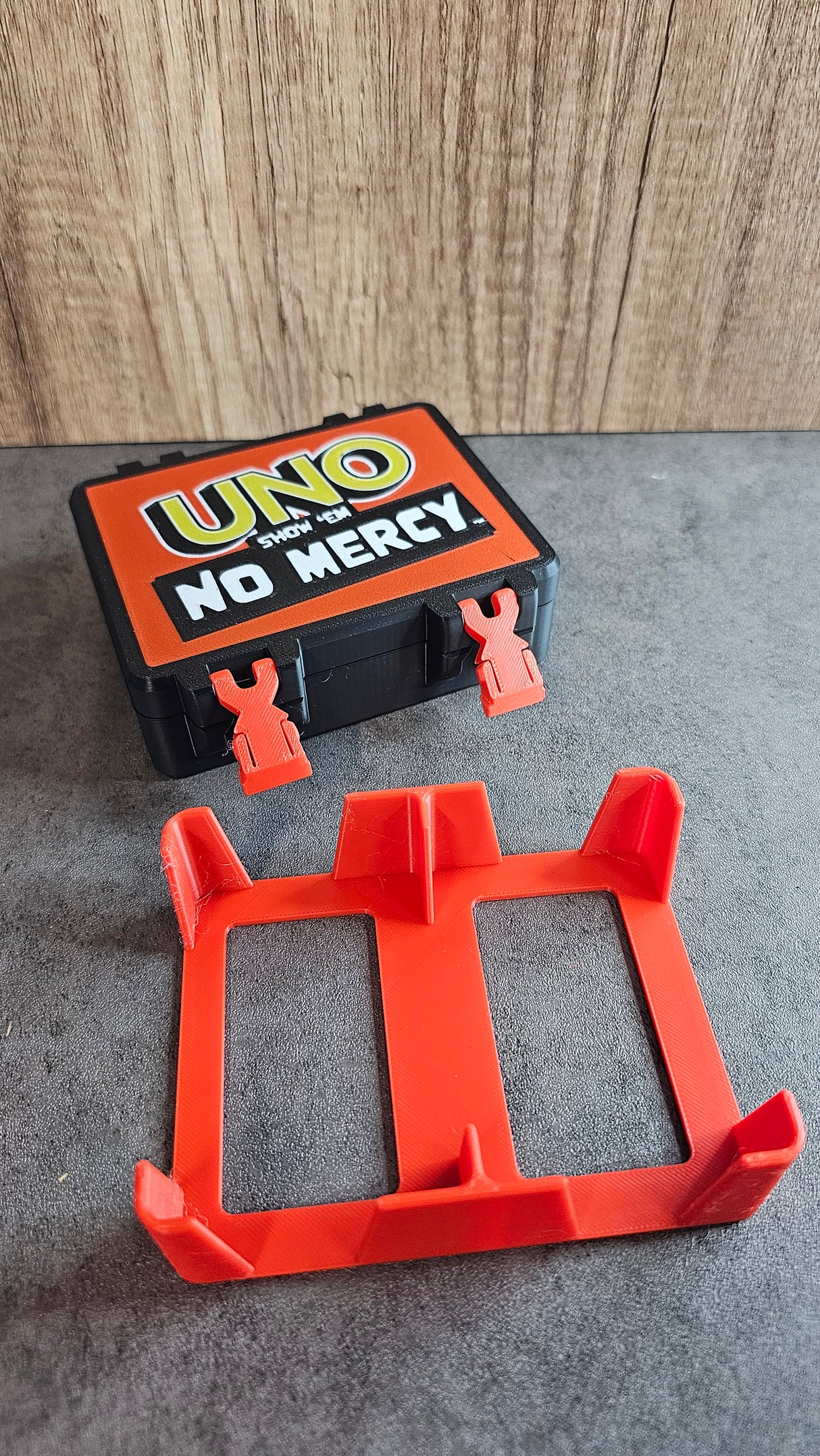 3D Printed UNO Card Case – Ditch the Box, Keep the Game